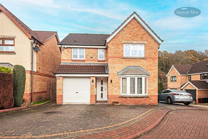 3 Bedroom Detached House For Sale In Chambers View, Chapeltown, Sheffield, S35