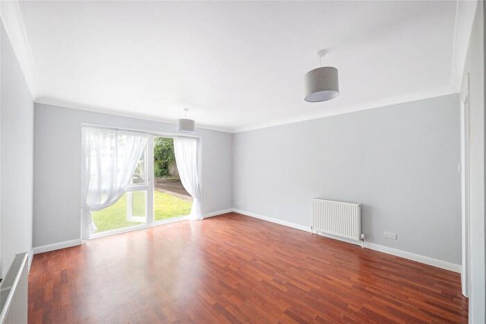 1 Bedroom Flat For Sale In The Avenue, Beckenham, BR3