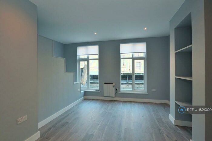 1 Bedroom Flat To Rent In Chapel Market, London, N1