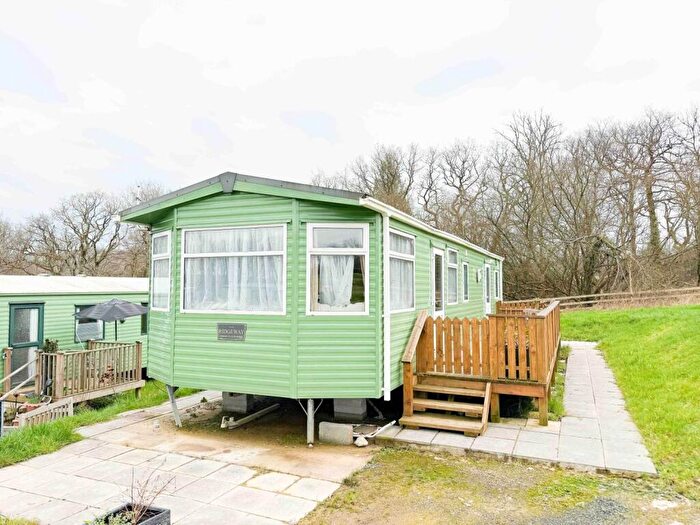 3 Bedroom Caravan For Sale In Cenarth, Newcastle Emlyn, SA38