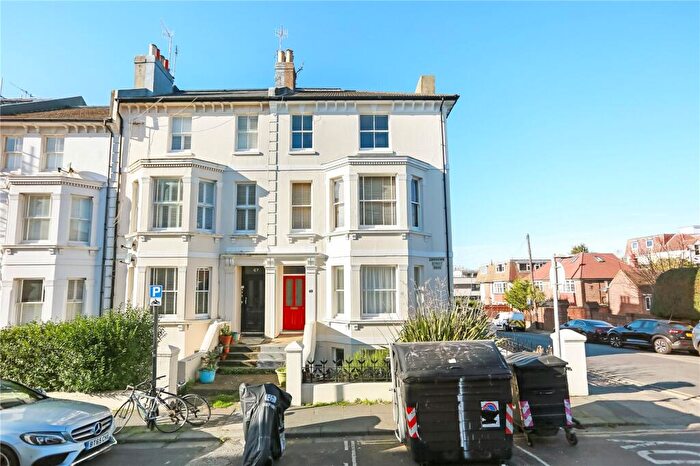 2 Bedroom Apartment To Rent In Lansdowne Street, Hove, East Sussex, BN3