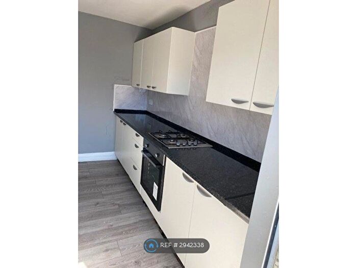 1 Bedroom Flat To Rent In Edgware Road, London, NW9