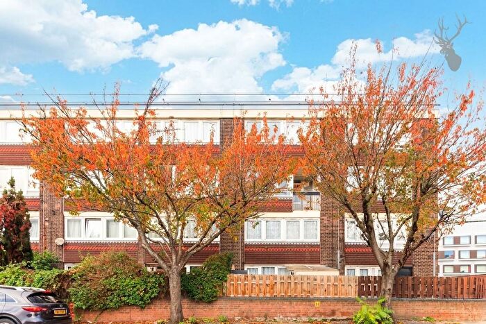 2 Bedroom Flat For Sale In Longnor Road, London, E1