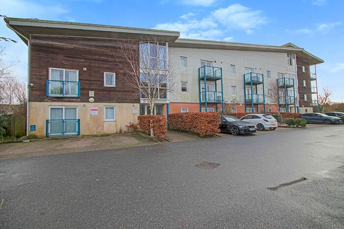 1 Bedroom Flat To Rent In Vyvyans Court, Tuckingmill, Camborne, Cornwall, TR14