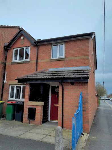 3 Bedroom House To Rent In Alice Square, Preston, Lancashire, PR1