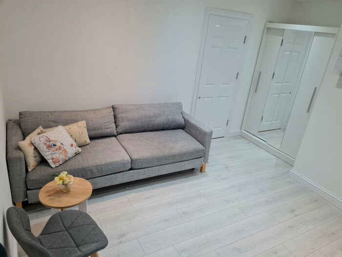 Studio To Rent In Mafeking Road, Enfield, EN1
