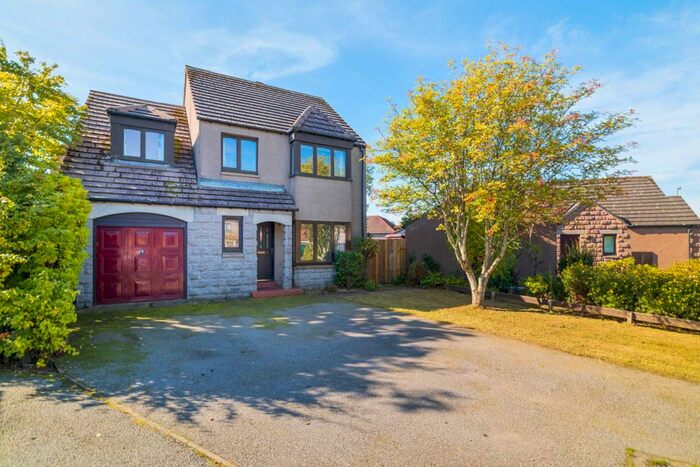 4 Bedroom Detached House For Sale In Broaddykes Close, Kingswells, Aberdeen, AB15