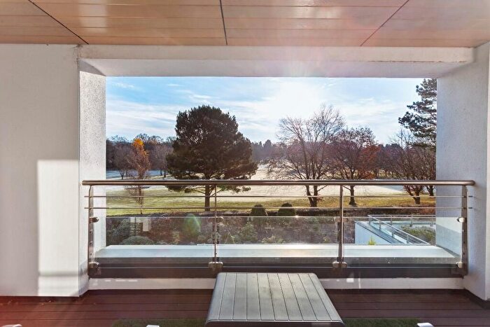 3 Bedroom Flat To Rent In Barnton Avenue West, Edinburgh, EH4