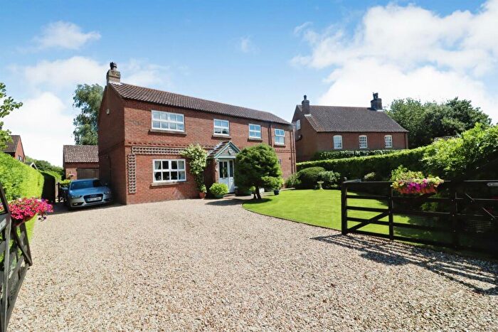 4 Bedroom Detached House For Sale In Brigg Road, South Kelsey, LN7