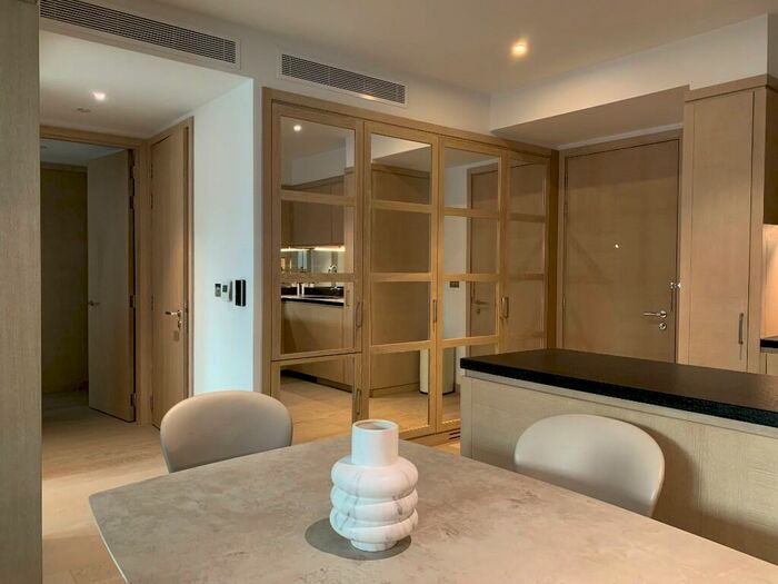 2 Bedroom Apartment To Rent In Viaduct Gardens, Keybridge, London, SW11