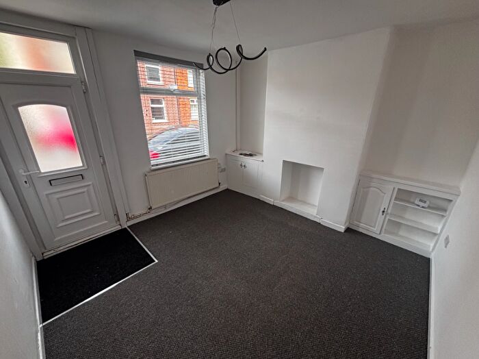 3 Bedroom House To Rent In Bishop Street, Sutton In Ashfield, NG17