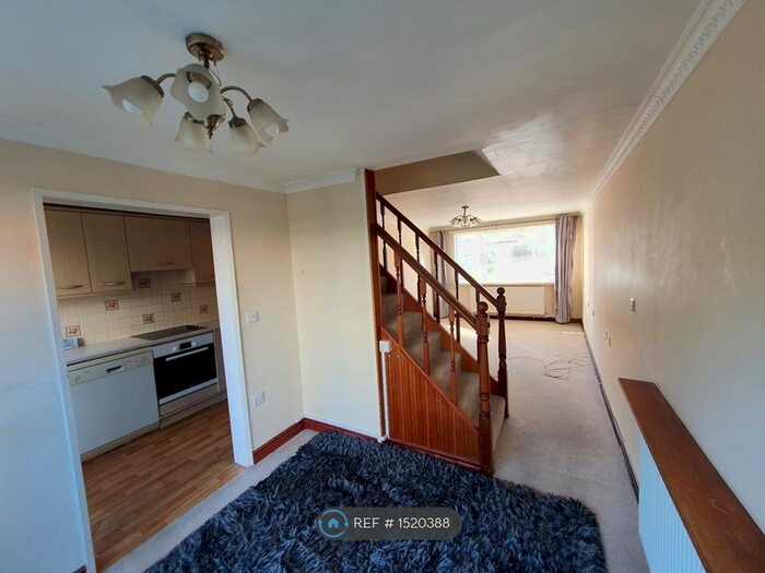 3 Bedroom Terraced House To Rent In York Road, Canterbury, CT1