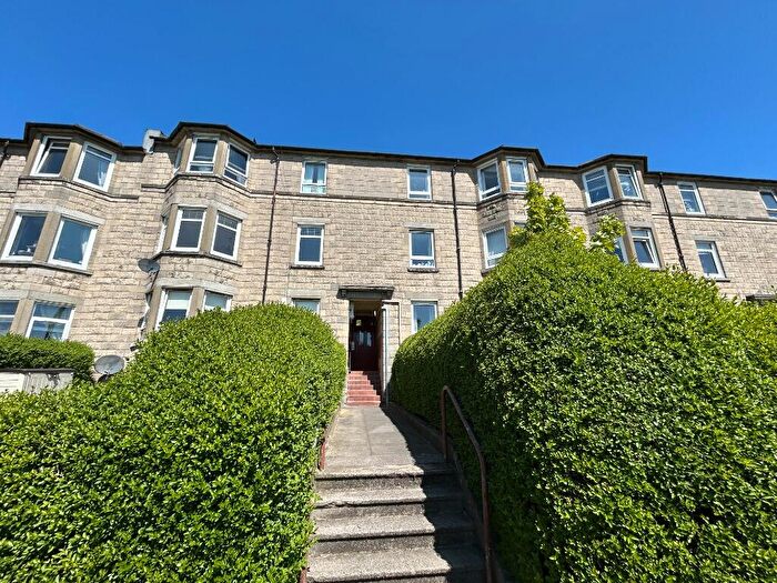 2 Bedroom Flat To Rent In Edgefauld Road, Glasgow, G21