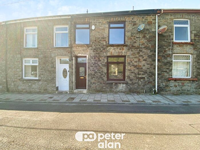 4 Bedroom Terraced House To Rent In Glasbrook Terrace, Penrhiwceiber, Mountain Ash, CF45