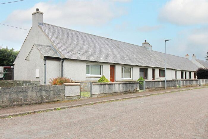 2 Bedroom Semi-Detached Bungalow For Sale In Achingale Place, Watten, KW1