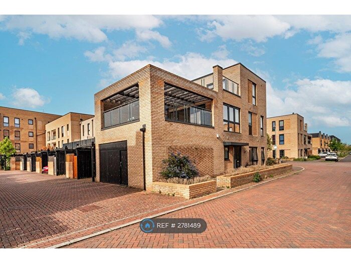 4 Bedroom End Terrace House To Rent In Whittle Avenue, Trumpington, Cambridge, CB2