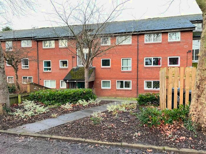 2 Bedroom Flat To Rent In Park Hill Drive, Aylestone, LE2