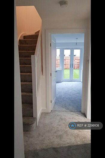 2 Bedroom Terraced House To Rent In Chester Drive, Doncaster, DN4