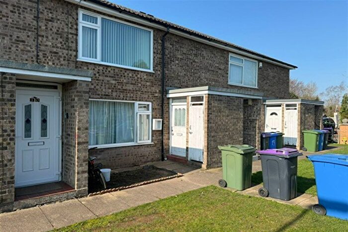 1 Bedroom Flat For Sale In Standish Grove, PE21