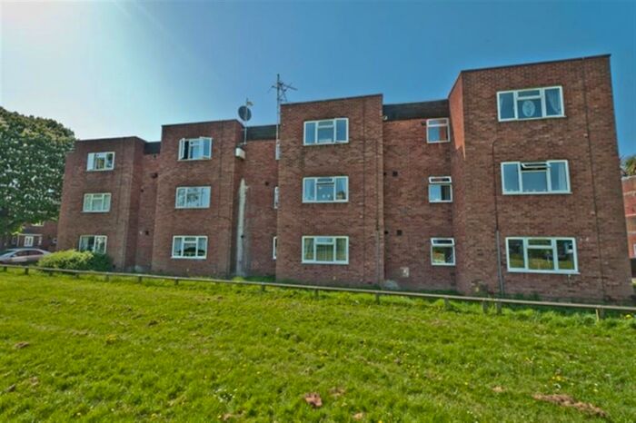 2 Bedroom Apartment To Rent In De Lisle Close, Portsmouth, PO2