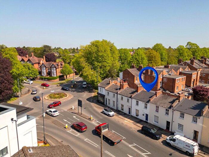 3 Bedroom Terraced House For Sale In Binswood Street, Leamington Spa, Warwickshire, CV32
