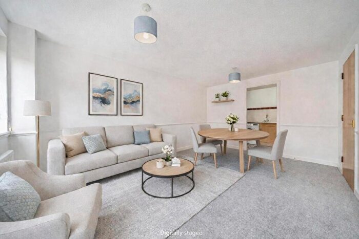 1 Bedroom Flat For Sale In Lee Road, Blackheath, London, SE3