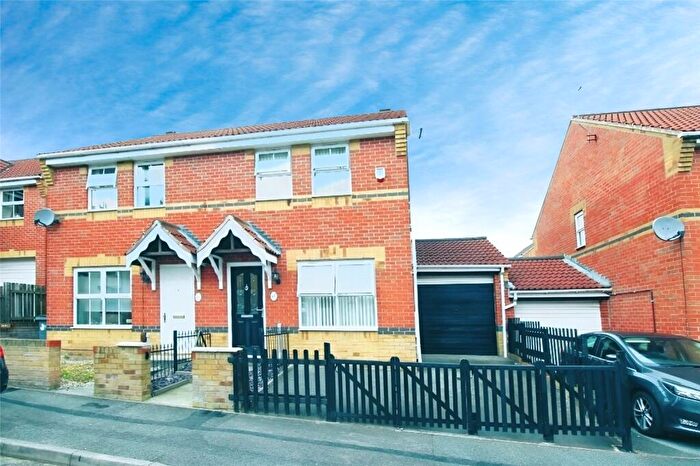 3 Bedroom Semi-Detached House To Rent In Madison Street, Stoke-on-Trent, Staffordshire, ST6