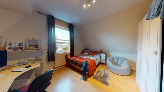 4 Bedroom Flat To Rent In Flat, Addison Street, NG1