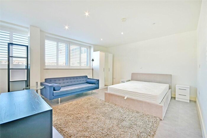 Studio To Rent In Blackburn Road, West Hampstead, NW6