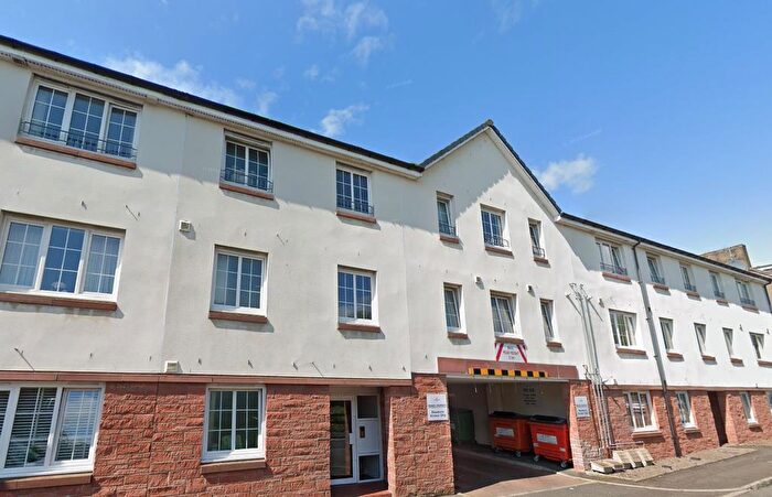 2 Bedroom Flat To Rent In Chalmers Street, Dunfermline, Fife, KY12