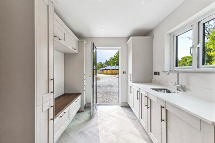 5 Bedroom Detached House For Sale In Farriers Close, Lonesome Lane, Reigate, Surrey, RH2