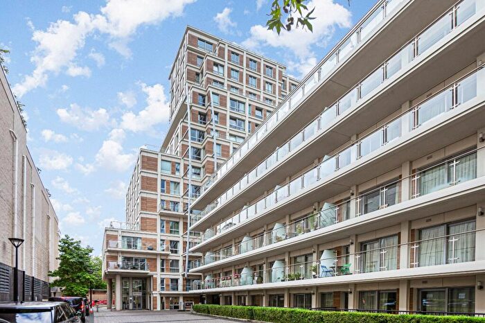 1 Bedroom Flat To Rent In Henry Macaulay Avenue, Kingston Upon Thames, KT2
