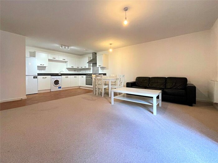 1 Bedroom Flat To Rent In Brindley House, Elmira Way, Salford, M5