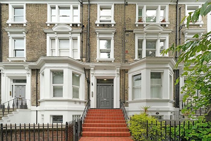 Studio To Rent In Russell Road, Kensington, W14