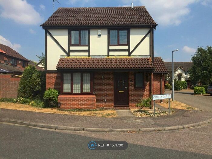 3 Bedroom Detached House To Rent In Holmfield Close, Dunstable, LU5