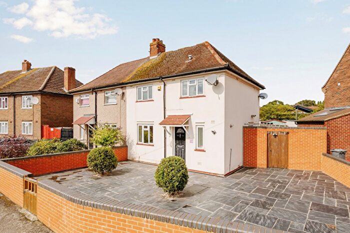 2 Bedroom Semi-detached House For Sale In Carville Crescent, Brentford, TW8