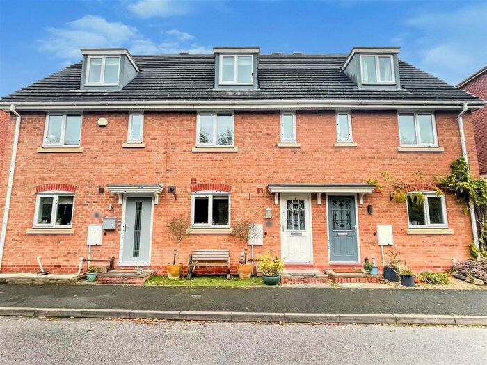 3 Bedroom Town House To Rent In Tulip Way, Leekbrook, ST13