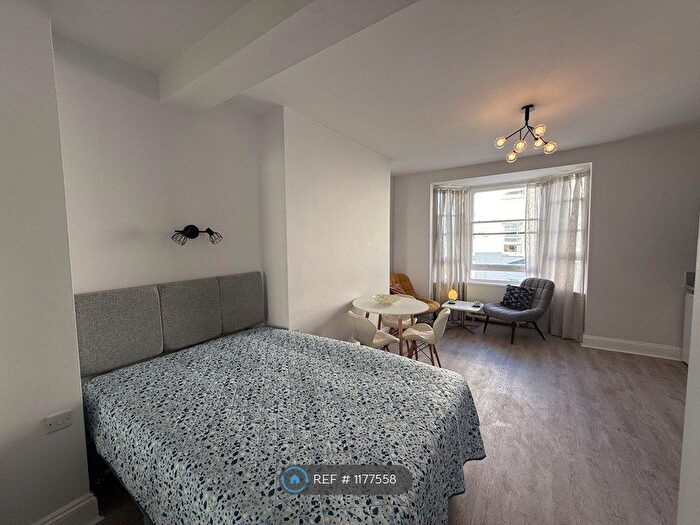 Studio To Rent In Bloomsbury Place, Brighton, BN2