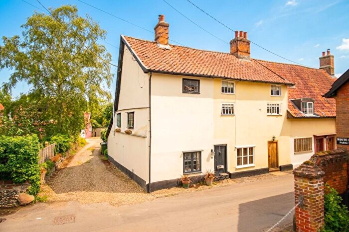 2 Bedroom End Of Terrace House For Sale In Quidenham Road, Kenninghall, Norwich, NR16
