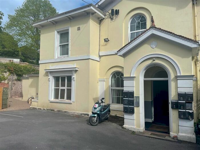 1 Bedroom Flat To Rent In Lower Warberry Road, Torquay, TQ1