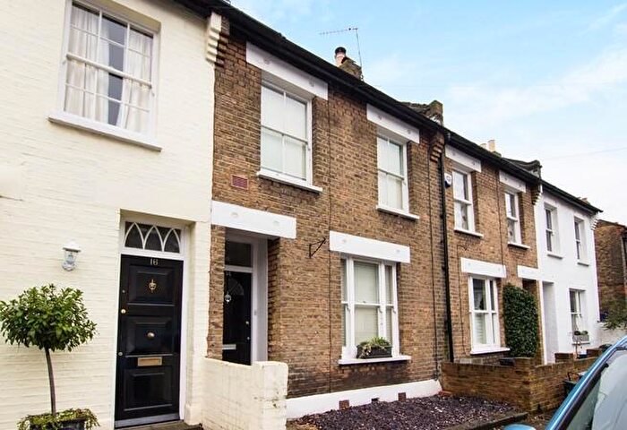2 Bedroom House To Rent In Charles Street, Barnes, London, SW13