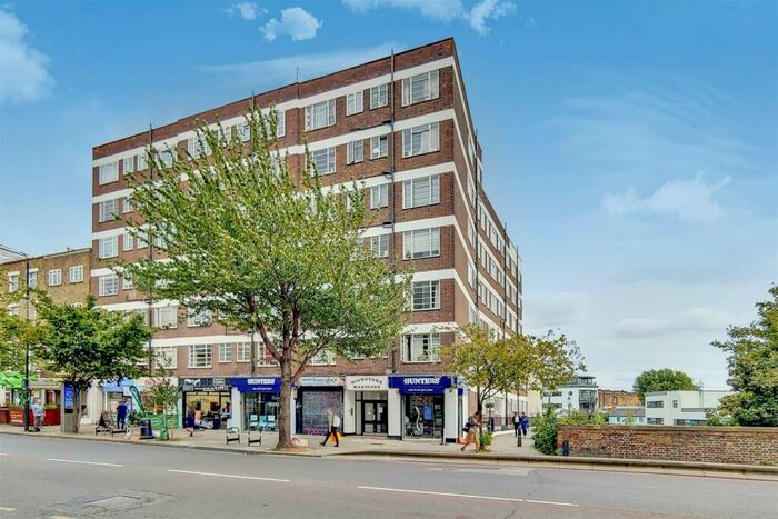 2 Bedroom Flat To Rent In Highstone Mansions, Camden Road, London, NW1
