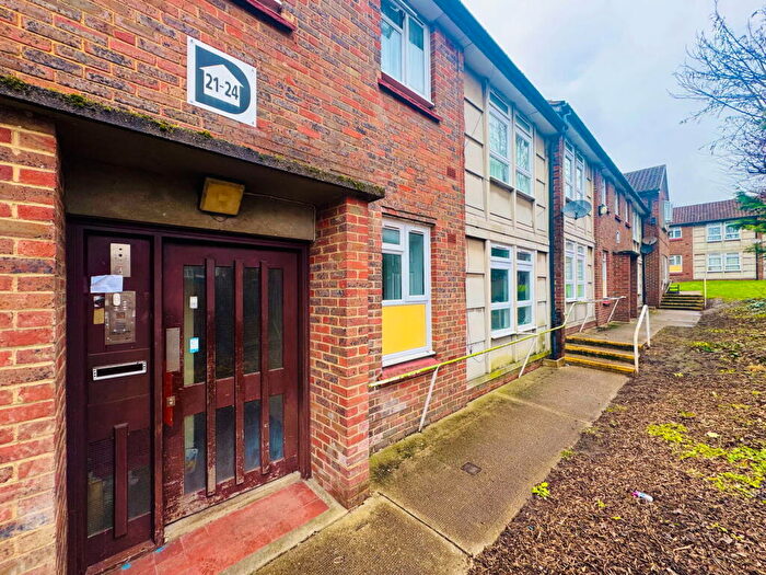 1 Bedroom Flat To Rent In Crayford High Street, Crayford, Dartford, DA1