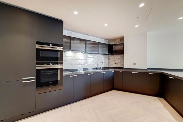 1 Bedroom Apartment To Rent In Sun Street, Hackney, EC2A