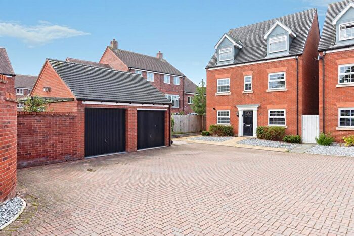 5 Bedroom Detached House For Sale In Holden Park, Stafford, ST18
