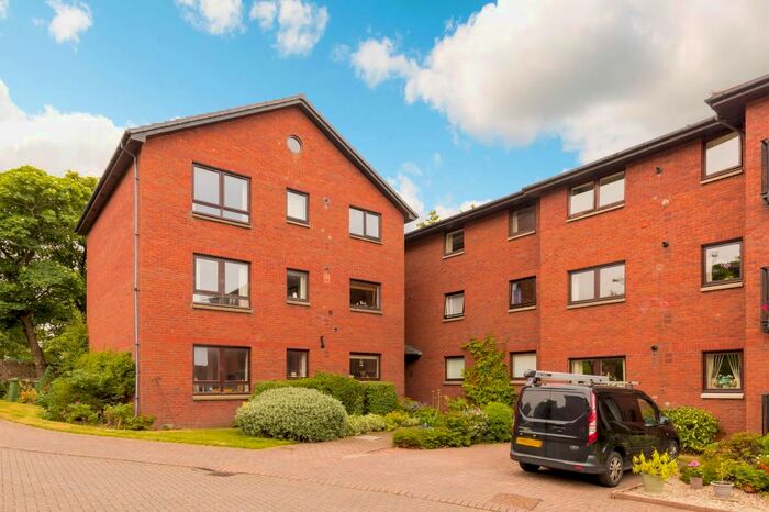 3 Bedroom Flat To Rent In Glasclune Court, North Berwick, EH39