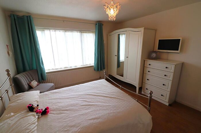 4 Bedroom Detached House For Sale In Tudor Close, Old Town, Stevenage, Hertfordshire, SG1
