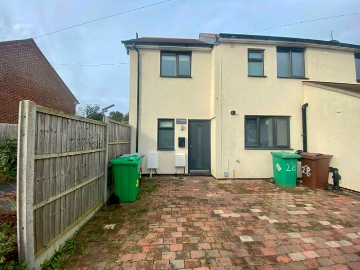 2 Bedroom House To Rent In Annexe, Colesbourne Road, Clifton, NG11