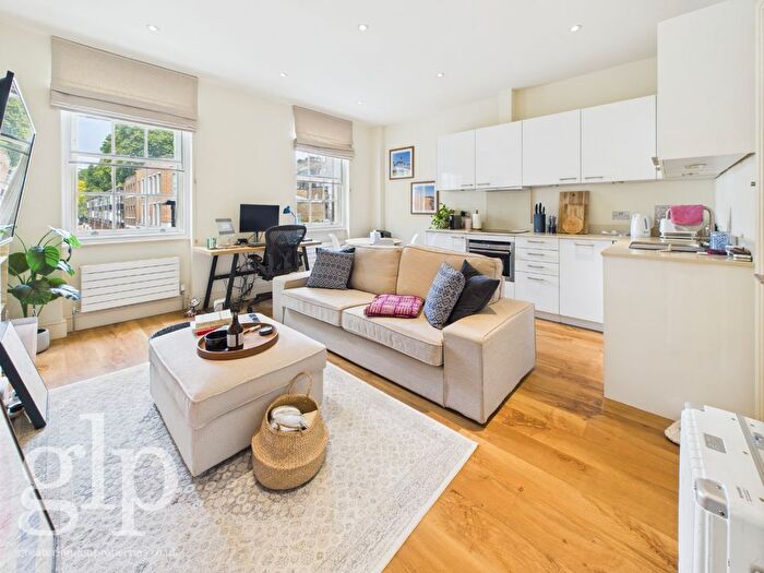 1 Bedroom Flat To Rent In Store Street, Bloomsbury, WC1E