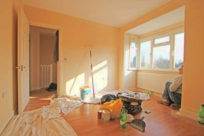 1 Bedroom Flat To Rent In SM3 Lumley Road, Cheam